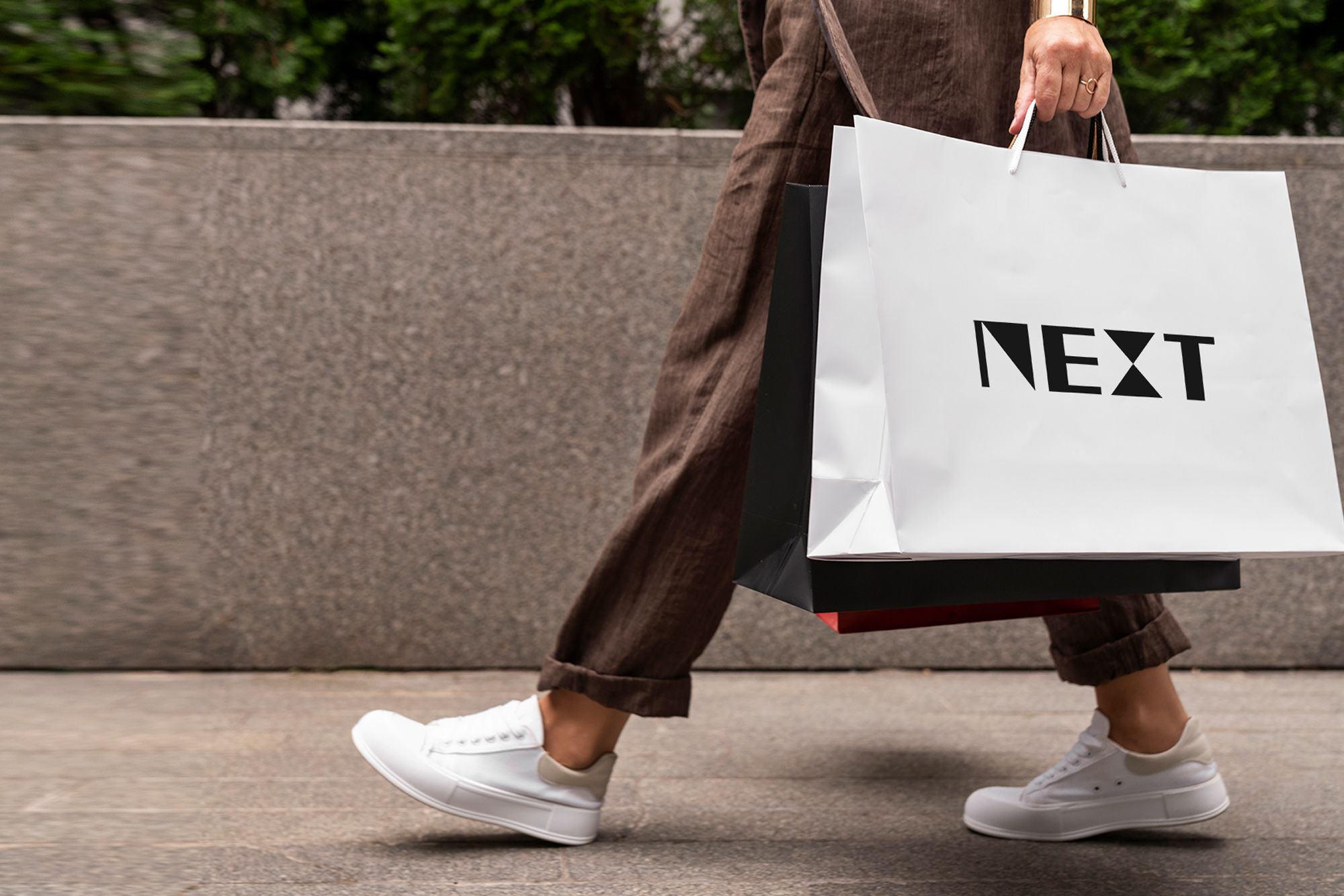 Rediseño marca para NEXT Arquitectura - merchandising